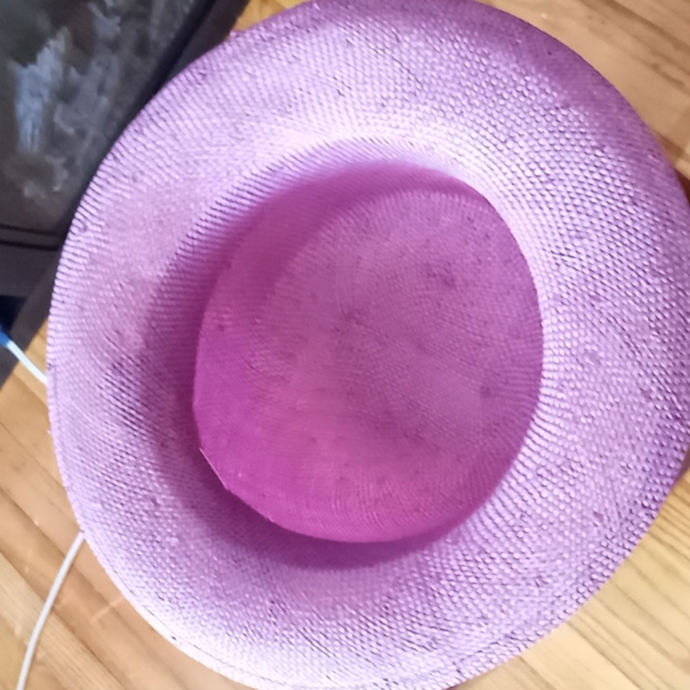 Straw hat - Picture 3 of 4